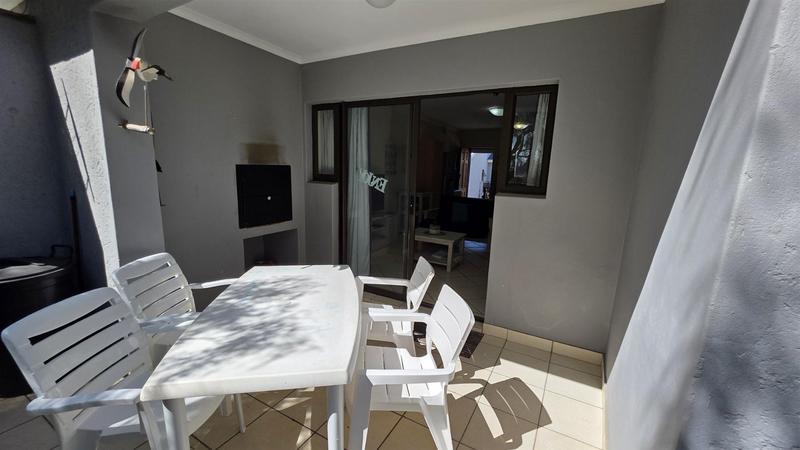 2 Bedroom Property for Sale in Hartenbos Western Cape